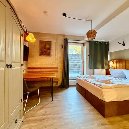 Апартаменты Homely Bielefeld- Mit Terrasse& Parkplatz, Self Check-in Билефельд