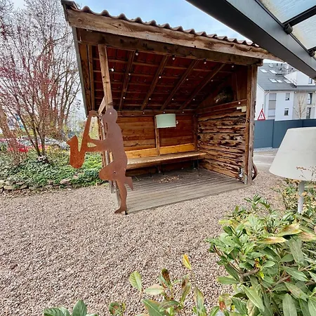 Homely Bielefeld- Mit Terrasse& Parkplatz, Self Check-in Appartamento *