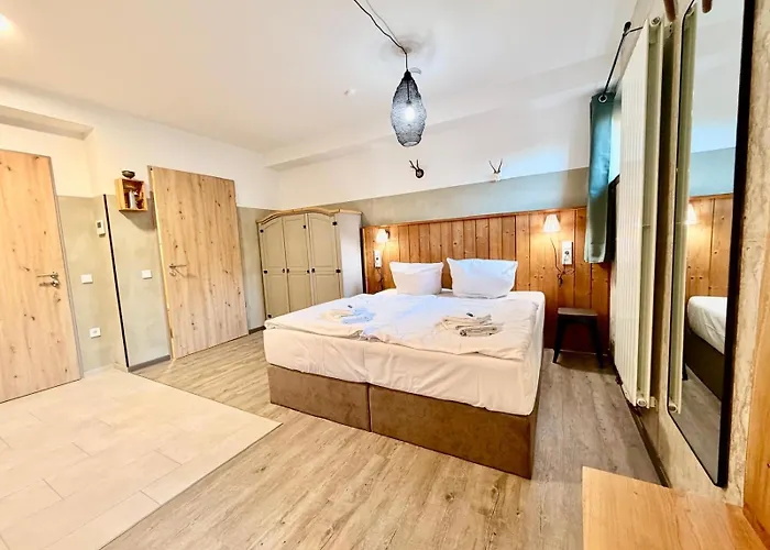 Homely Bielefeld- Mit Terrasse& Parkplatz, Self Check-in Апартаменты