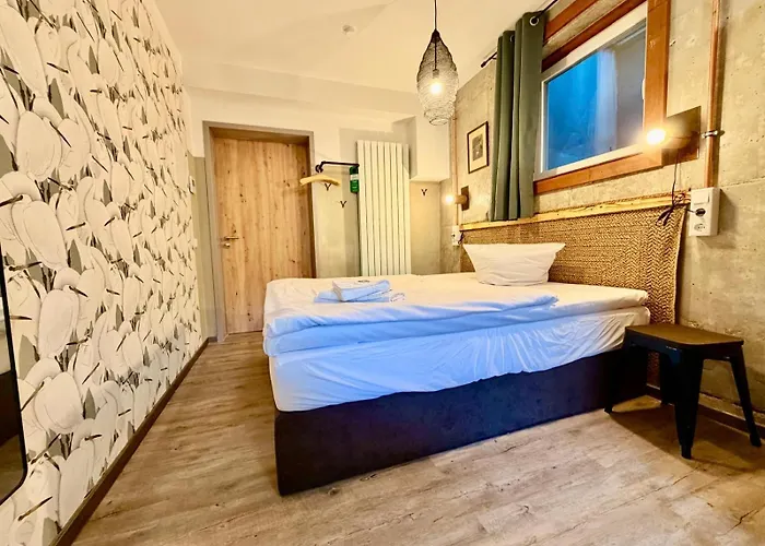 Апартаменты Homely Bielefeld- Mit Terrasse& Parkplatz, Self Check-in