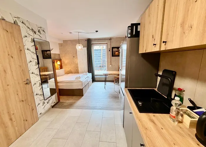 Homely Bielefeld- Mit Terrasse& Parkplatz, Self Check-in * Bielefeld