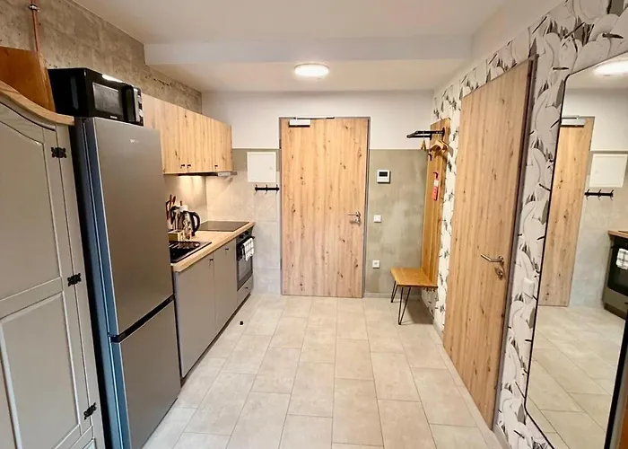 Homely Bielefeld- Mit Terrasse& Parkplatz, Self Check-in Апартаменты Билефельд