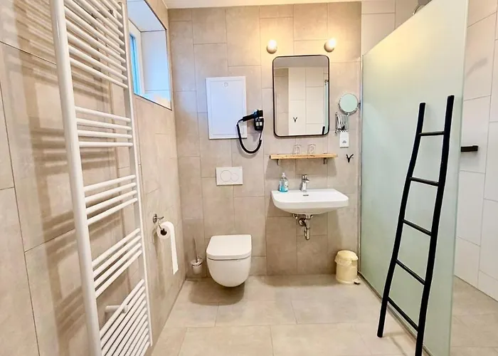 Апартаменты Homely Bielefeld- Mit Terrasse& Parkplatz, Self Check-in *