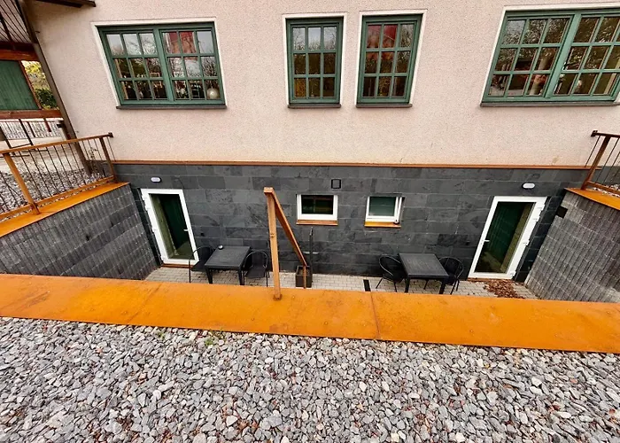Homely Bielefeld- Mit Terrasse& Parkplatz, Self Check-in Апартаменты Билефельд