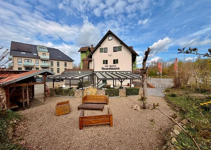 Homely Bielefeld- Mit Terrasse& Parkplatz, Self Check-in Lejlighed Bielefeld